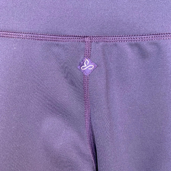 Prana Yoga Purple Capri Back Slit Yoga Pants‎ - Picture 4 of 8